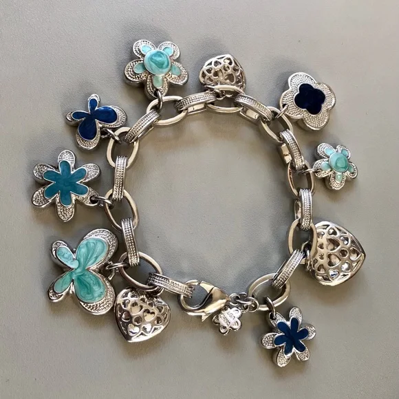 Perfectly Stunning Chunky silver & Enamel Lauren B Adams Charm Bracelet - Picture 7 of 8